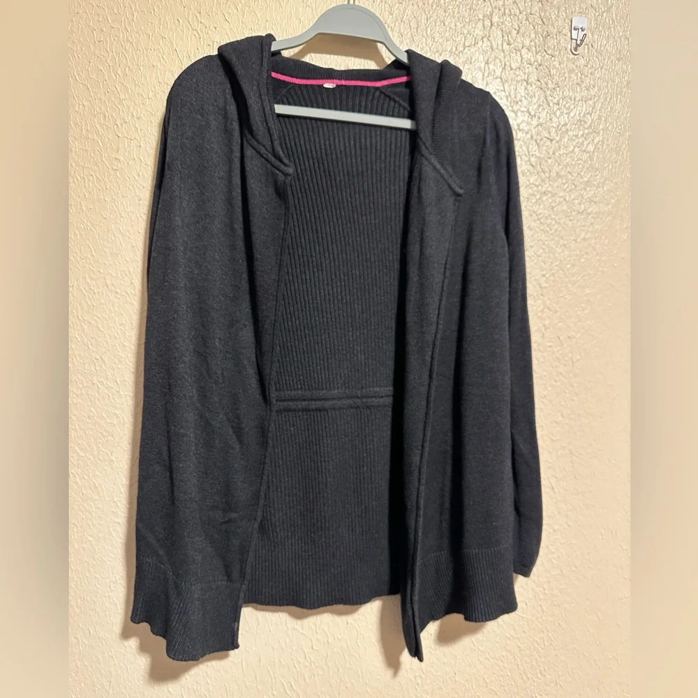Lululemon Cardigan Wrap Size 6‎ Black